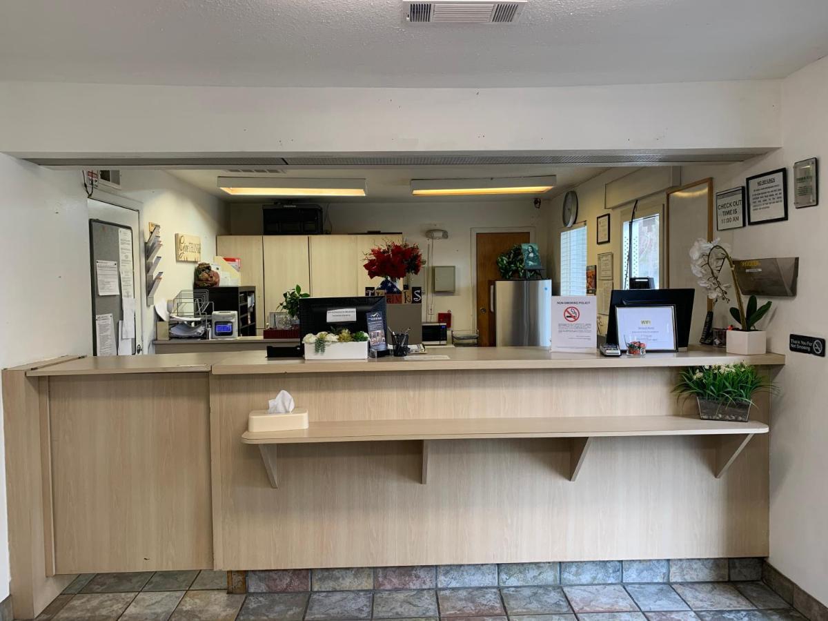 Extended Stay ブランズウィック エクステリア 写真